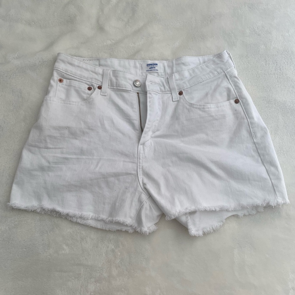 White Levy’s Shorts